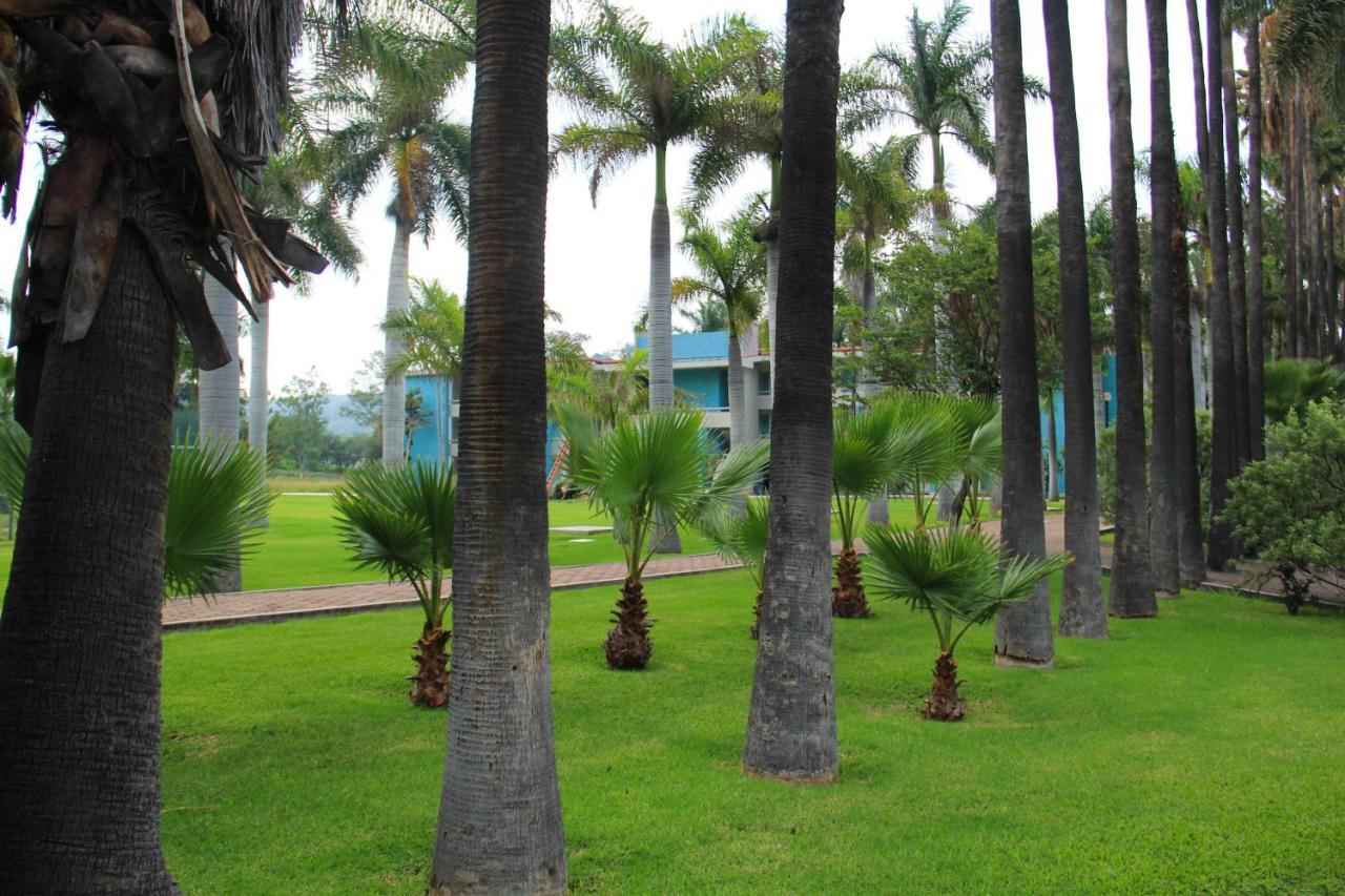 Hotel Y Parque Acuatico La Caldera Abasolo Exterior foto
